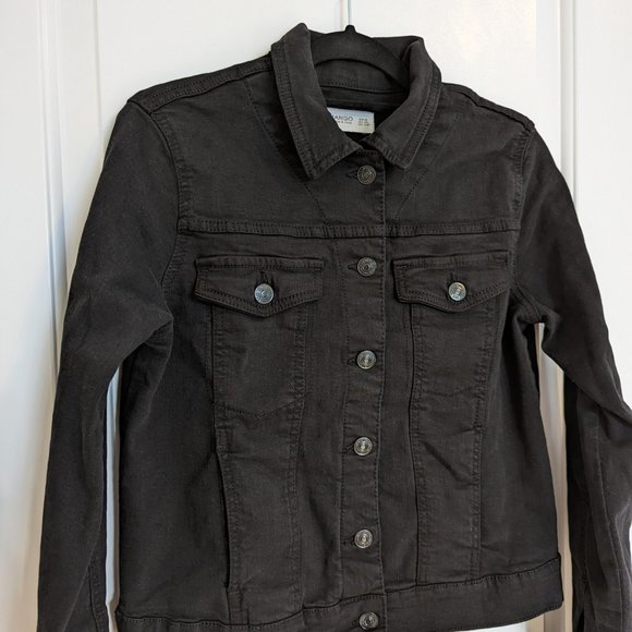 Mango Essential Cropped Black Denim Jacket - Picture 3 of 8